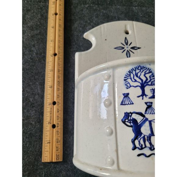 Vintage Metlox Provincial Blue Poppytrail Salt Box - Picture 4 of 6